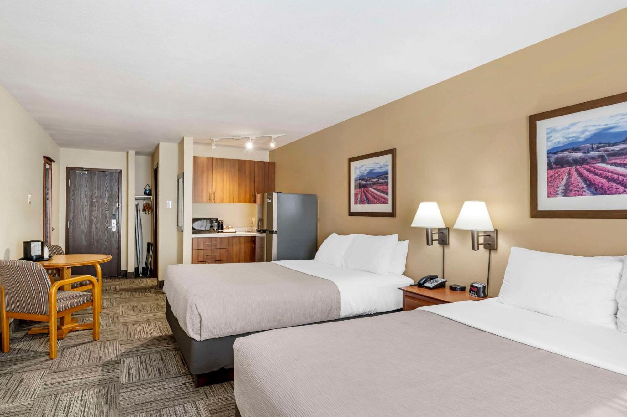 Quality Inn Airport Moncton Exteriör bild