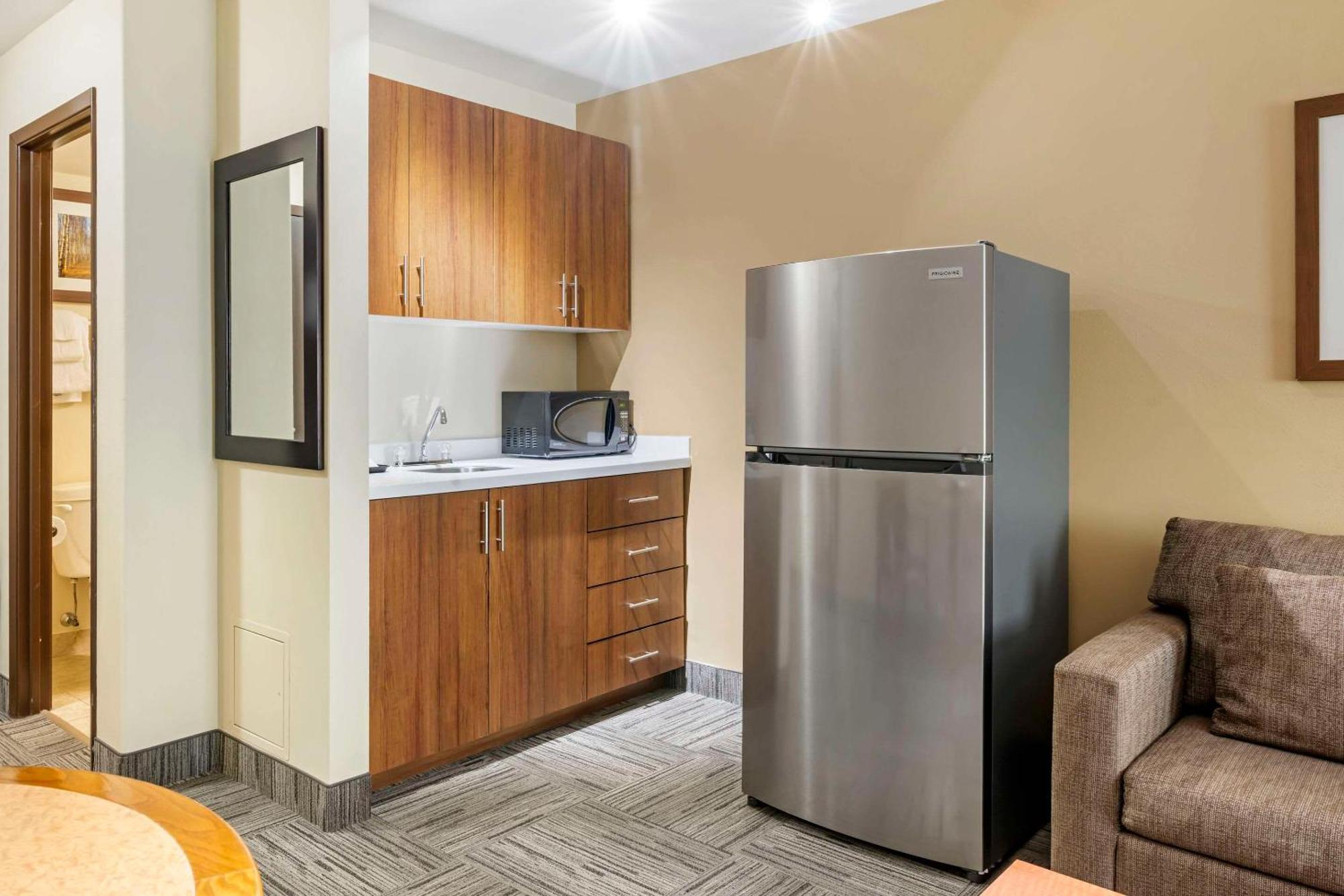 Quality Inn Airport Moncton Exteriör bild